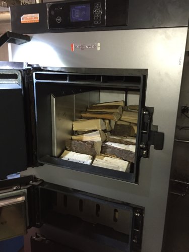 Holzvergaser Heizung