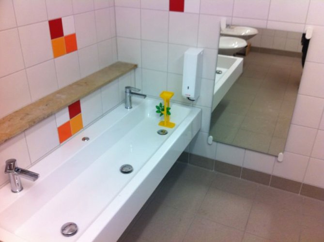 Waschecke Kiga - Theisenort